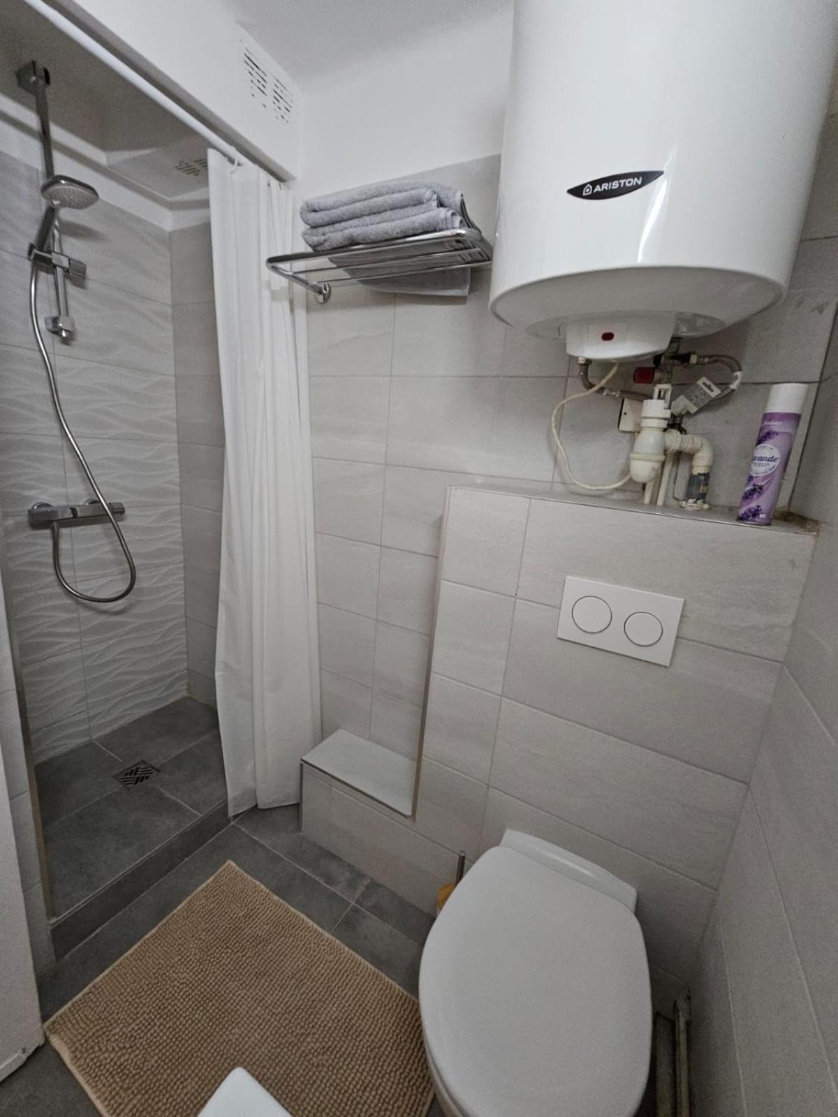Provencal-Style Apartment Αιξ-αν-Προβάνς Εξωτερικό φωτογραφία