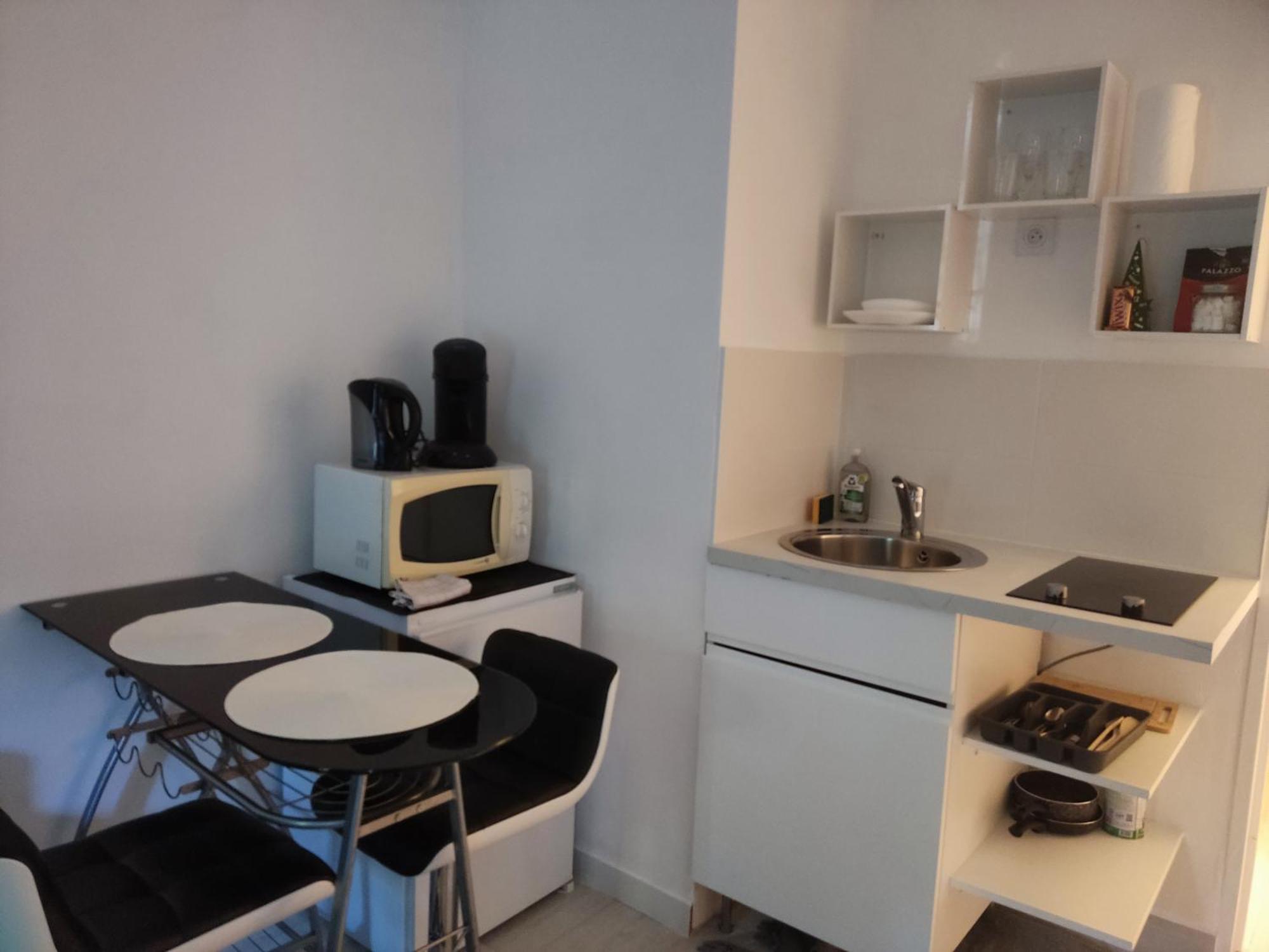 Provencal-Style Apartment Αιξ-αν-Προβάνς Εξωτερικό φωτογραφία