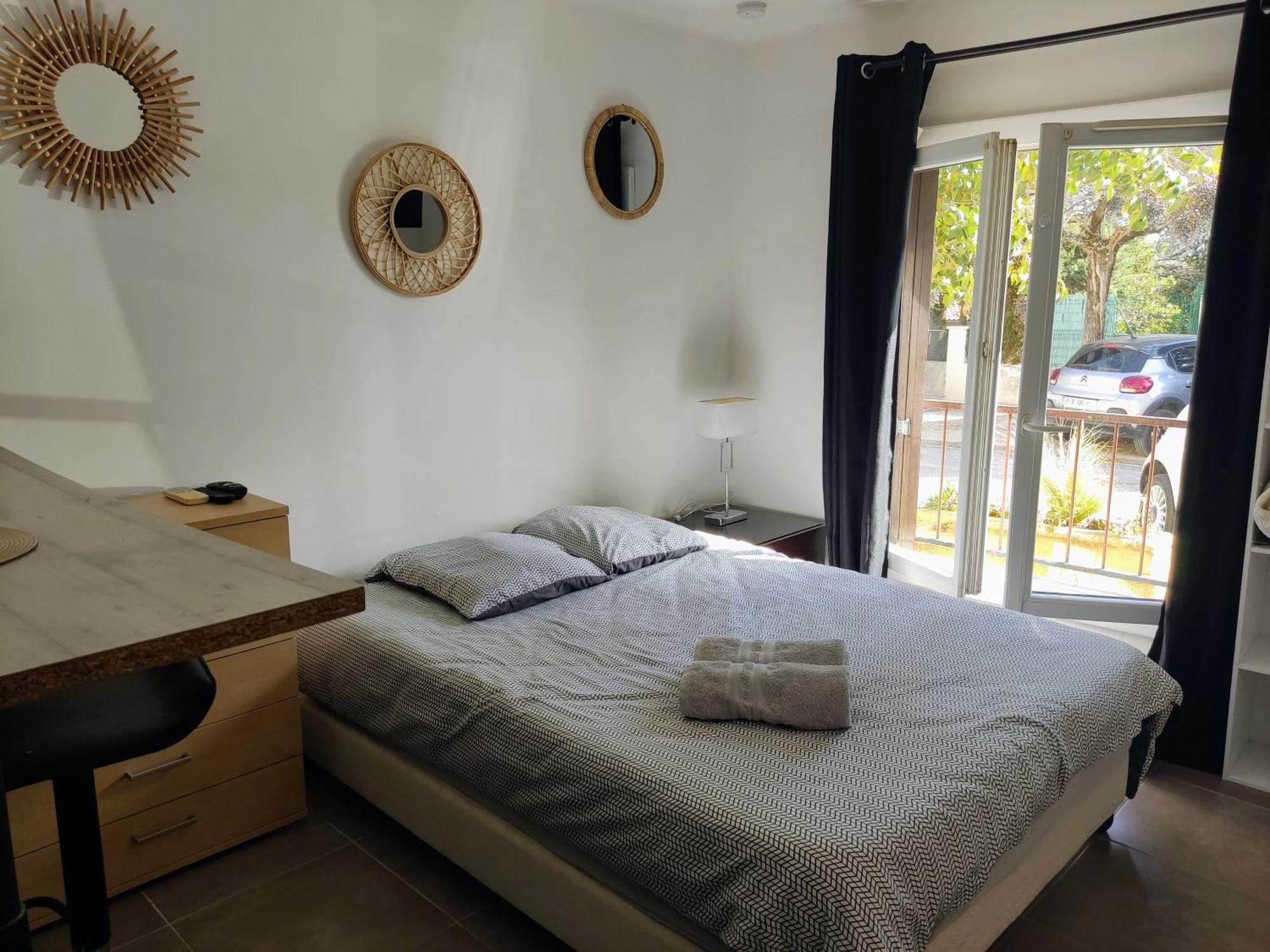 Provencal-Style Apartment Αιξ-αν-Προβάνς Εξωτερικό φωτογραφία